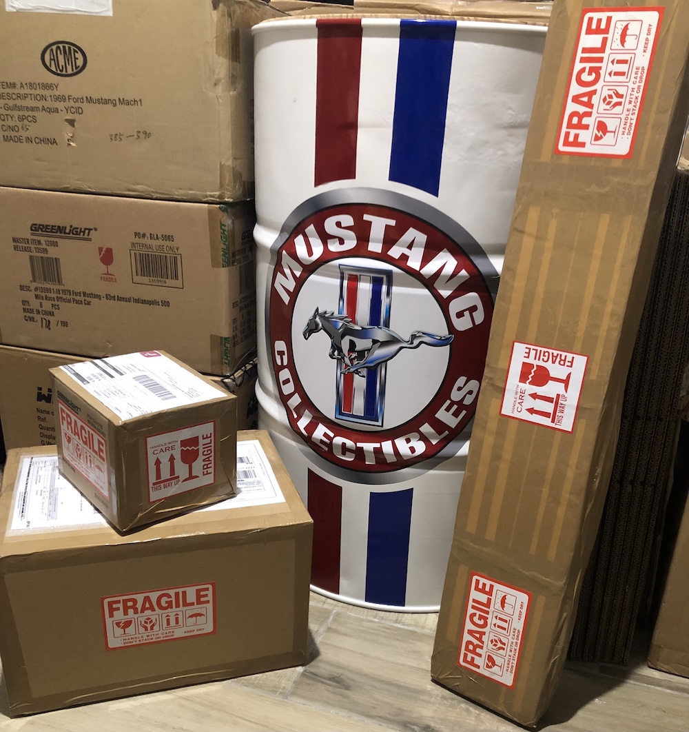 Colis Mustang Collectibles